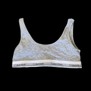 Calvin Klein Girls Stretch Cotton Sports Bra (Bralette)